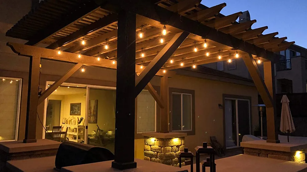 Hanging Patio Party Lights for a Magical Ambience