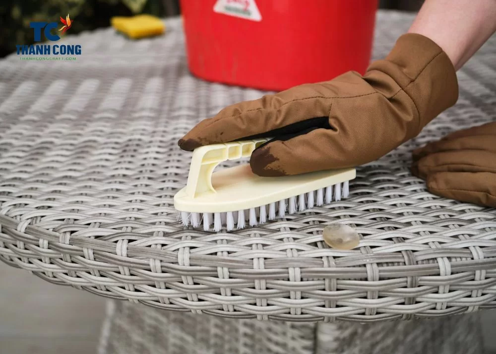 Wicker patio chairs clean