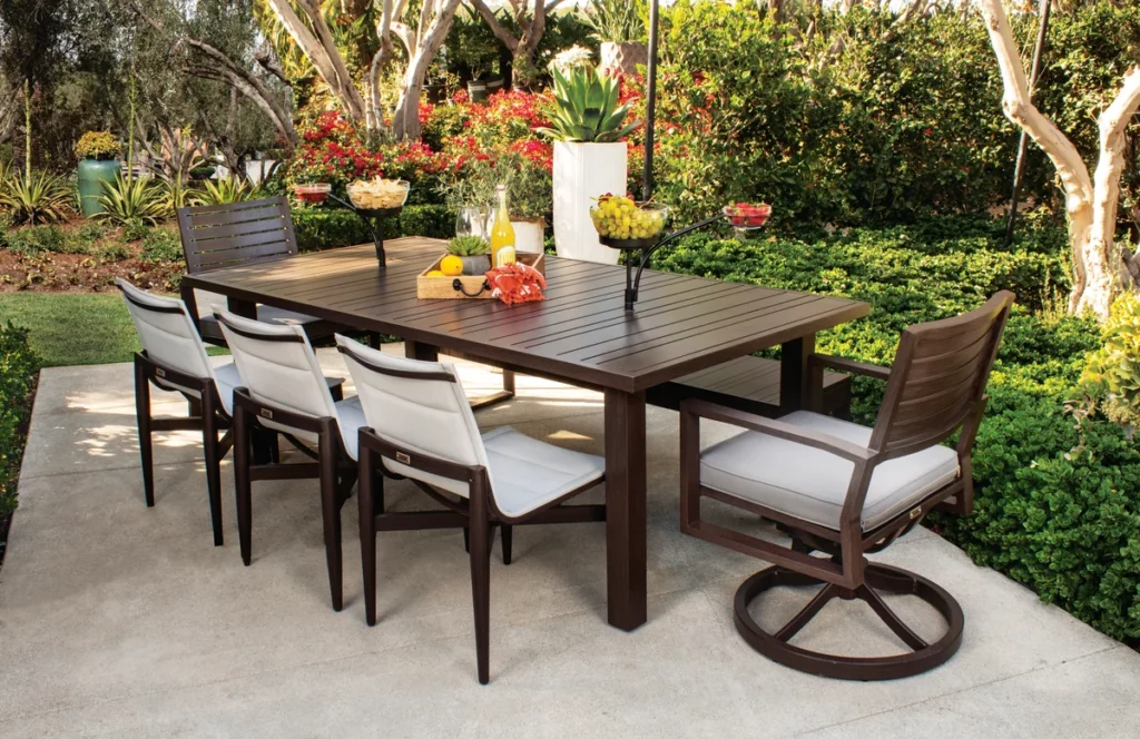 Comfort and Ergonomics of  Plastic Patio Furniture