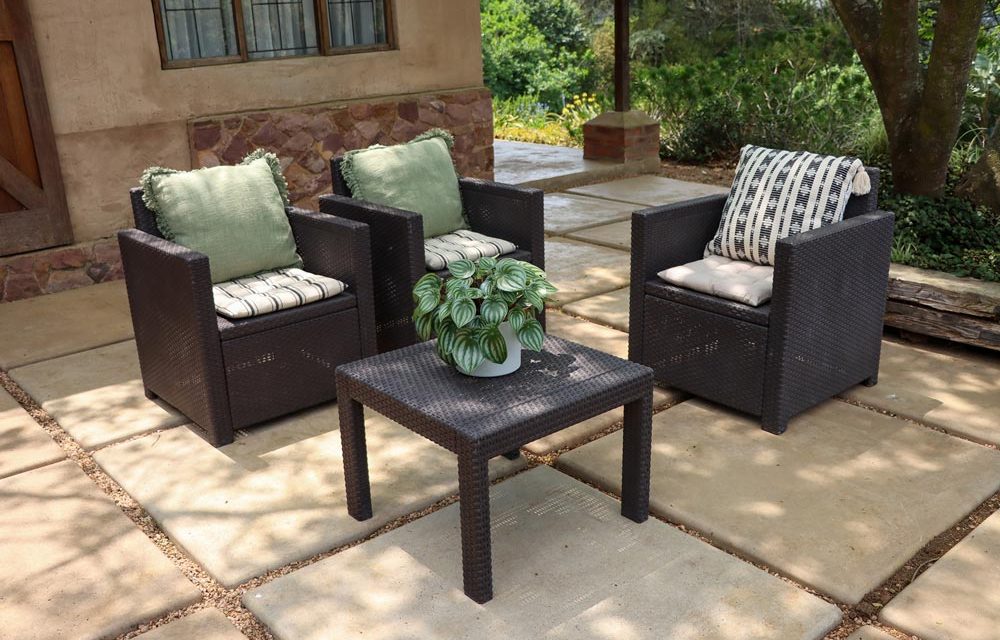 Summer Maintenance for Plastic Patio Furniture