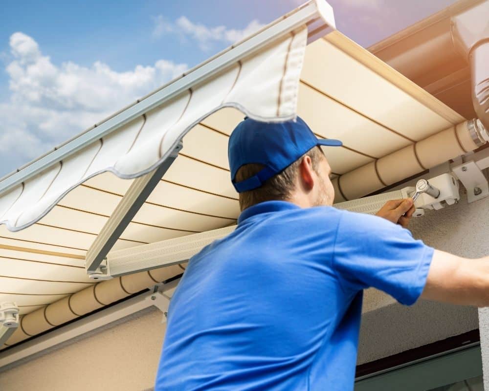 Retractable awning installation