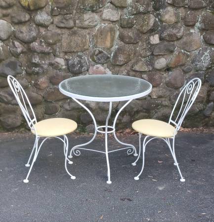 Personalized wrought iron patio furniture