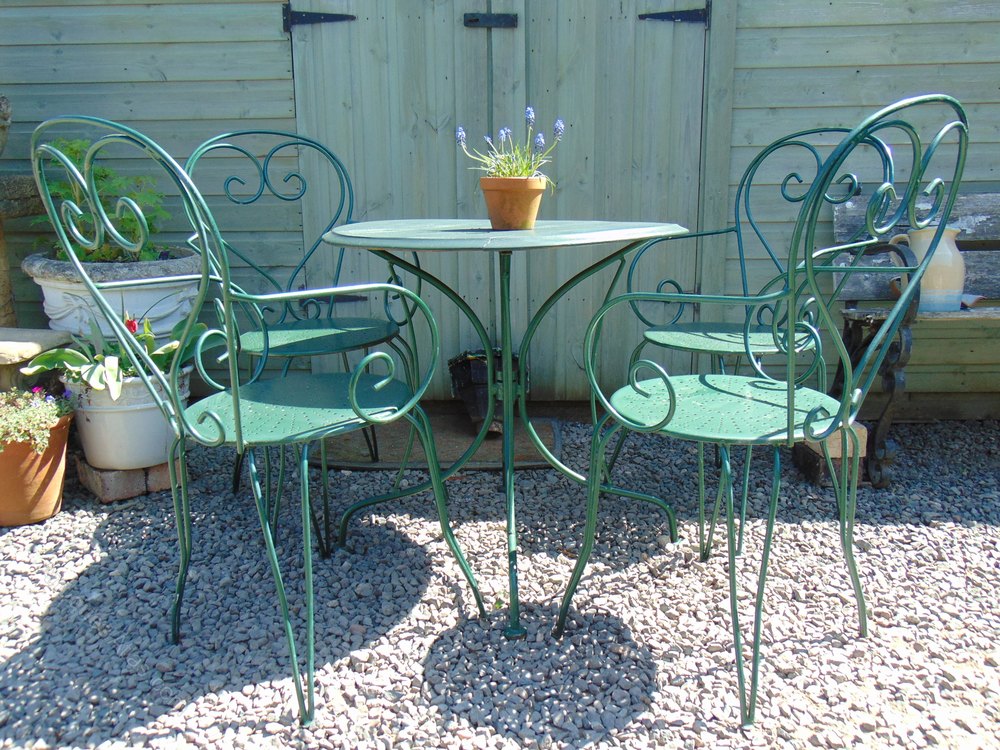 Personalized wrought iron patio furniture